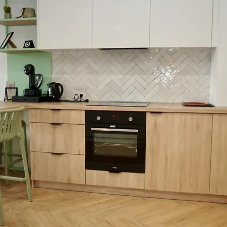 Castle - Queen * أوشفينجم