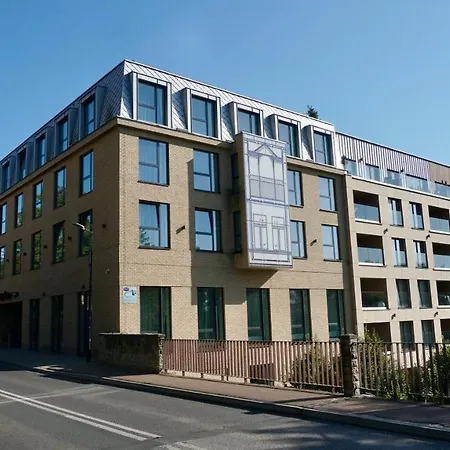 Castle - Queen شقة